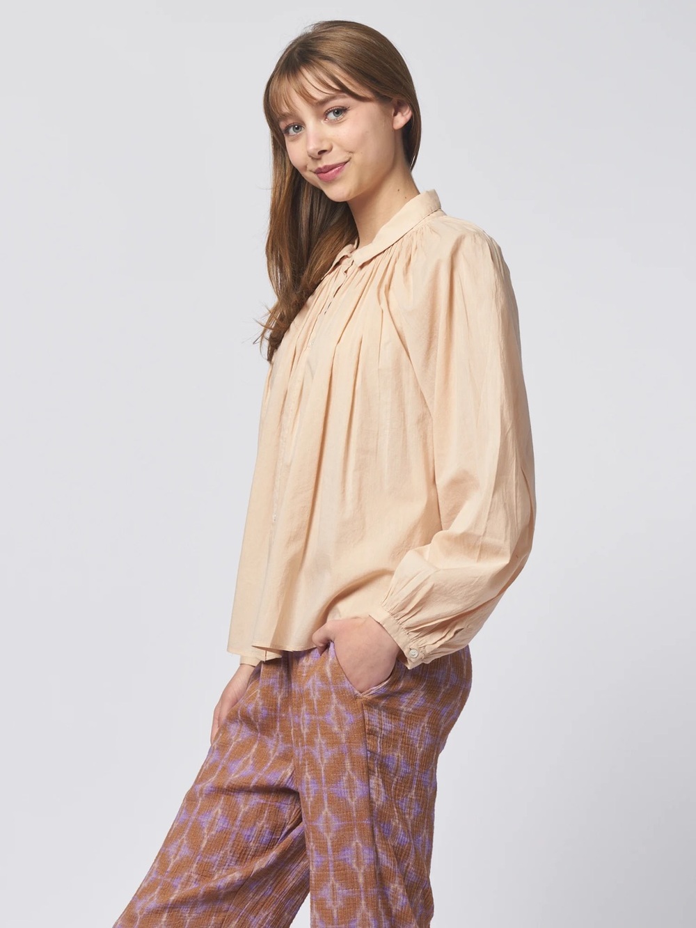 XiRENA Allie Long-Sleeve Gathered Yoke Blouse